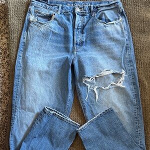 American Eagle Outfitters Light Blue Distressed Boyfriend Jeans